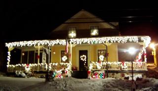 The Tumble Inn w/ Holiday Decorations