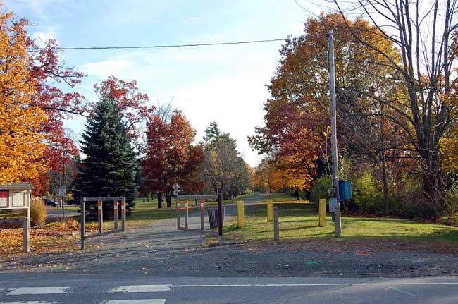 Round Lake Bike Path